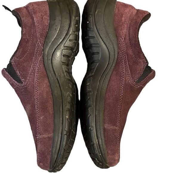 L.L.Bean womens shoes Size 7 W plum suede slip on outdoor rugged hiking‎ comfort - Picture 4 of 7